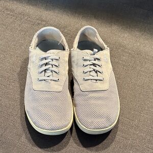 OluKai Nohea Moku Men's Light Gray Sneakers